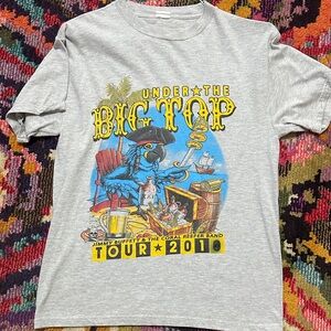 Jimmy Buffett & The Coral Reefer Band "Under the Big Top" 2010 Tour T-shirt Med